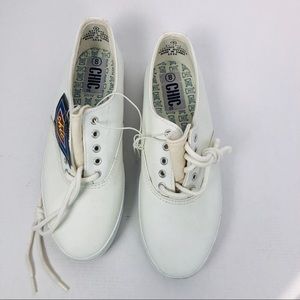 CHIC Classic Style Sneakers